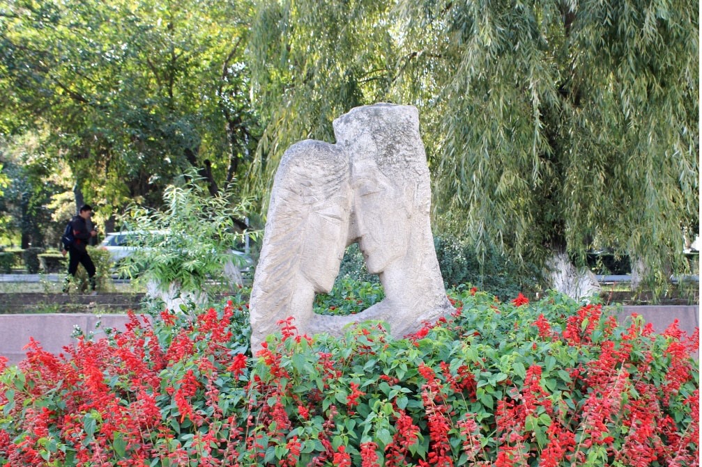 zy 04 daniyar jamila